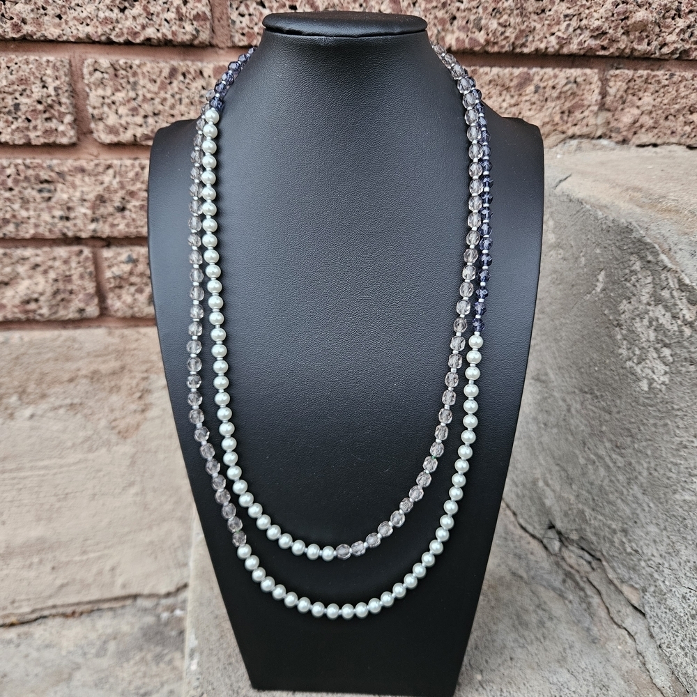 American Eagle Outfitters Faux Pearl Pink Blue Beaded Necklace Long Layering